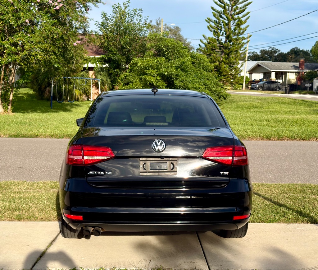 2015 Volkswagen Jetta - $6,450