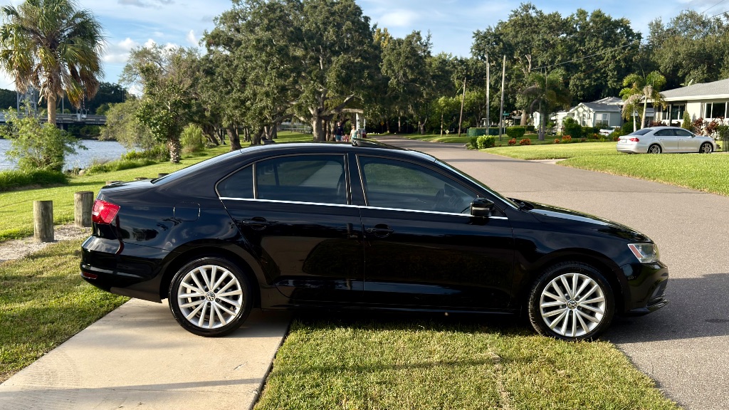 2015 Volkswagen Jetta - $6,450