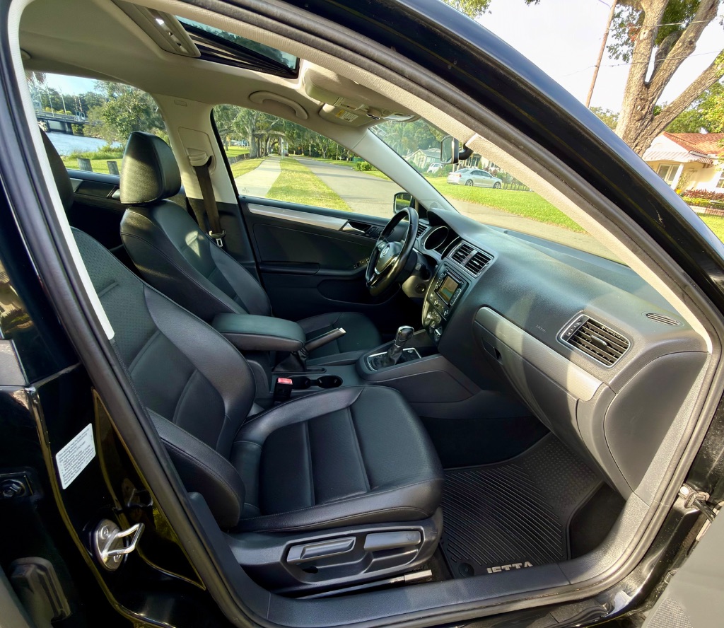 2015 Volkswagen Jetta - $6,450