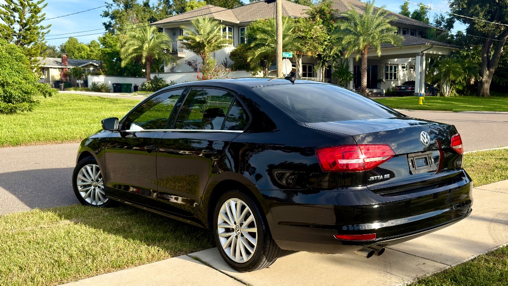 2015 Volkswagen Jetta - $6,450