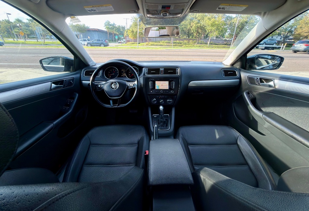 2015 Volkswagen Jetta - $6,450