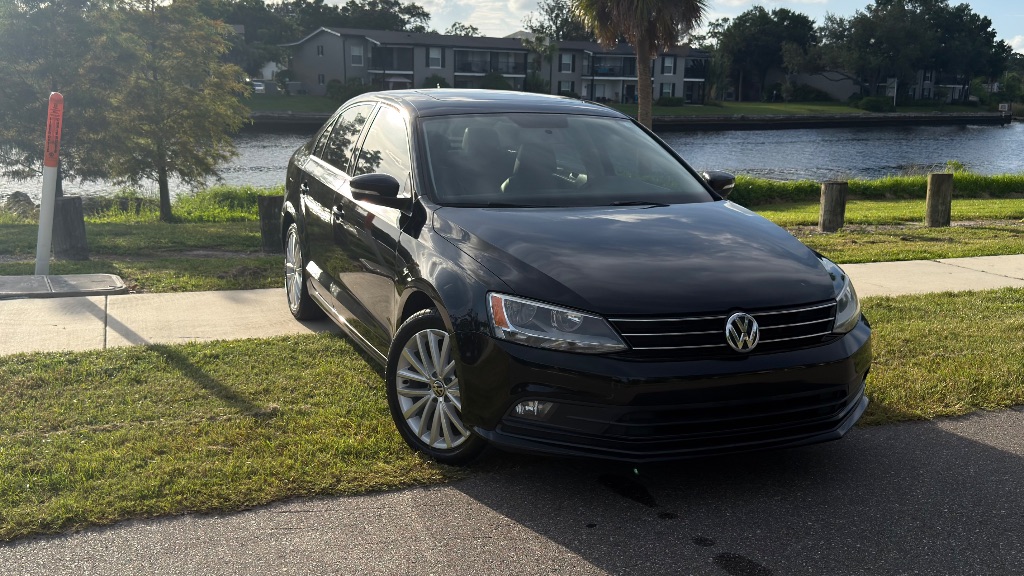 2015 Volkswagen Jetta - $6,450