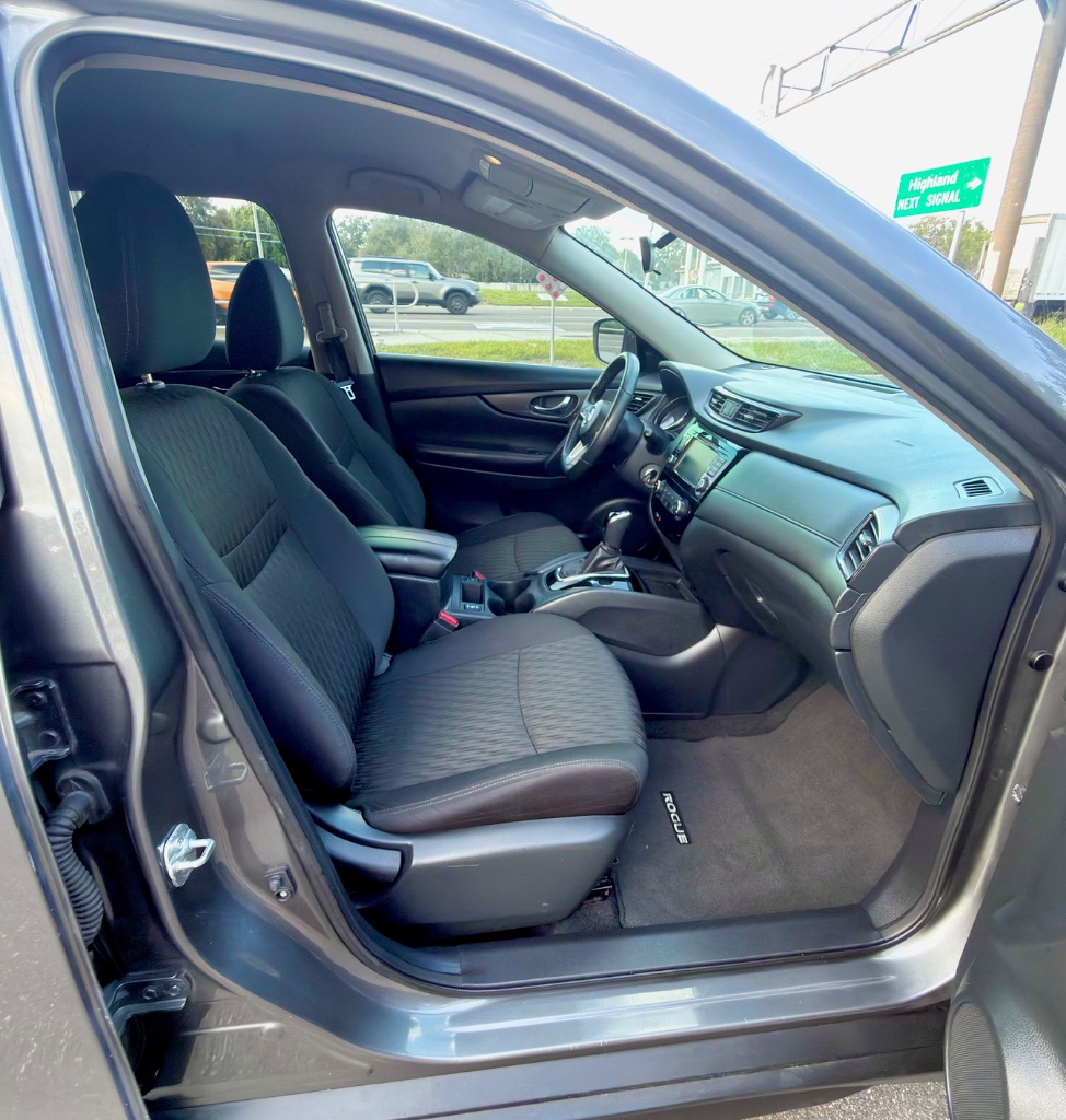 2019 Nissan Rogue - $8,250