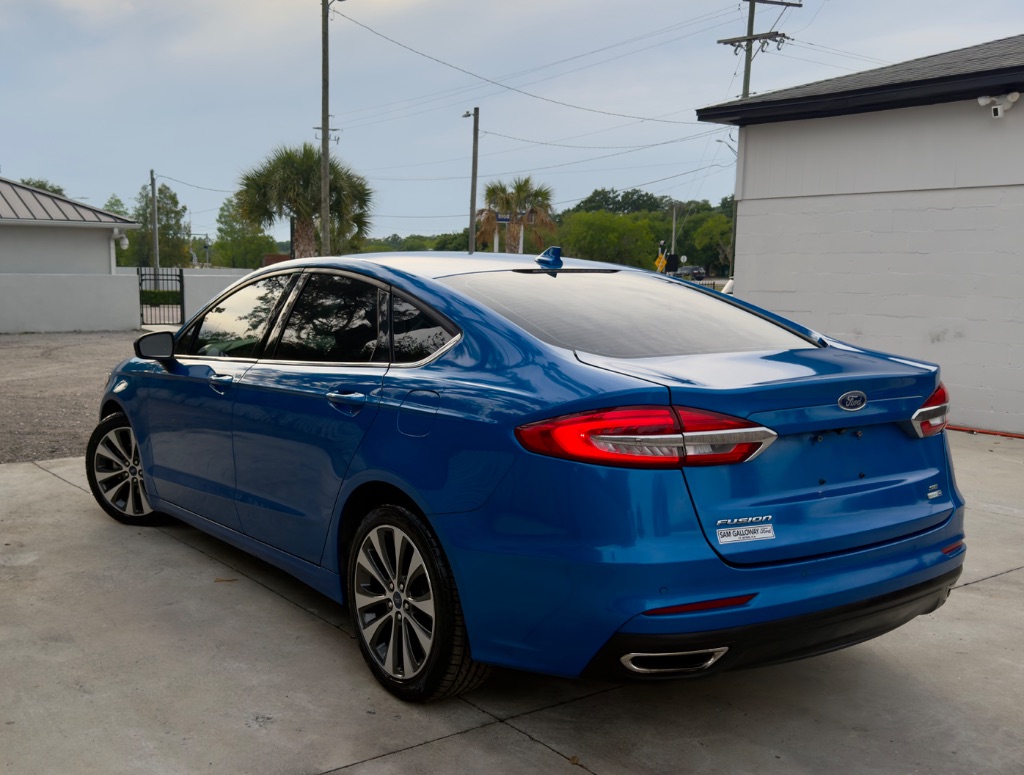 2020 Ford Fusion - $8,900