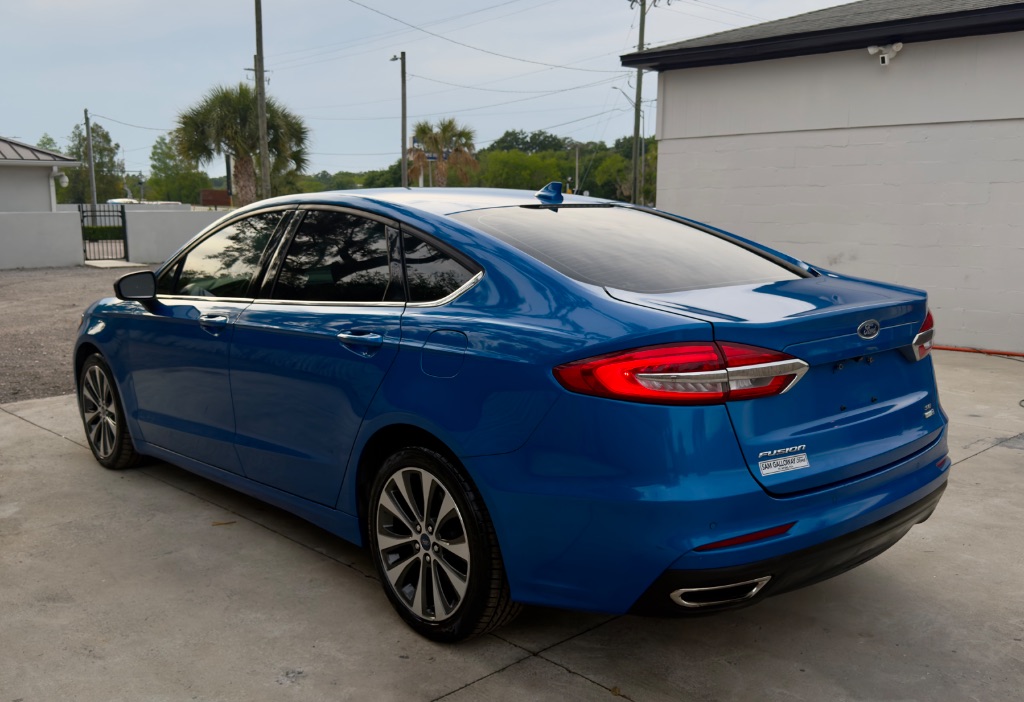 2020 Ford Fusion - $8,900