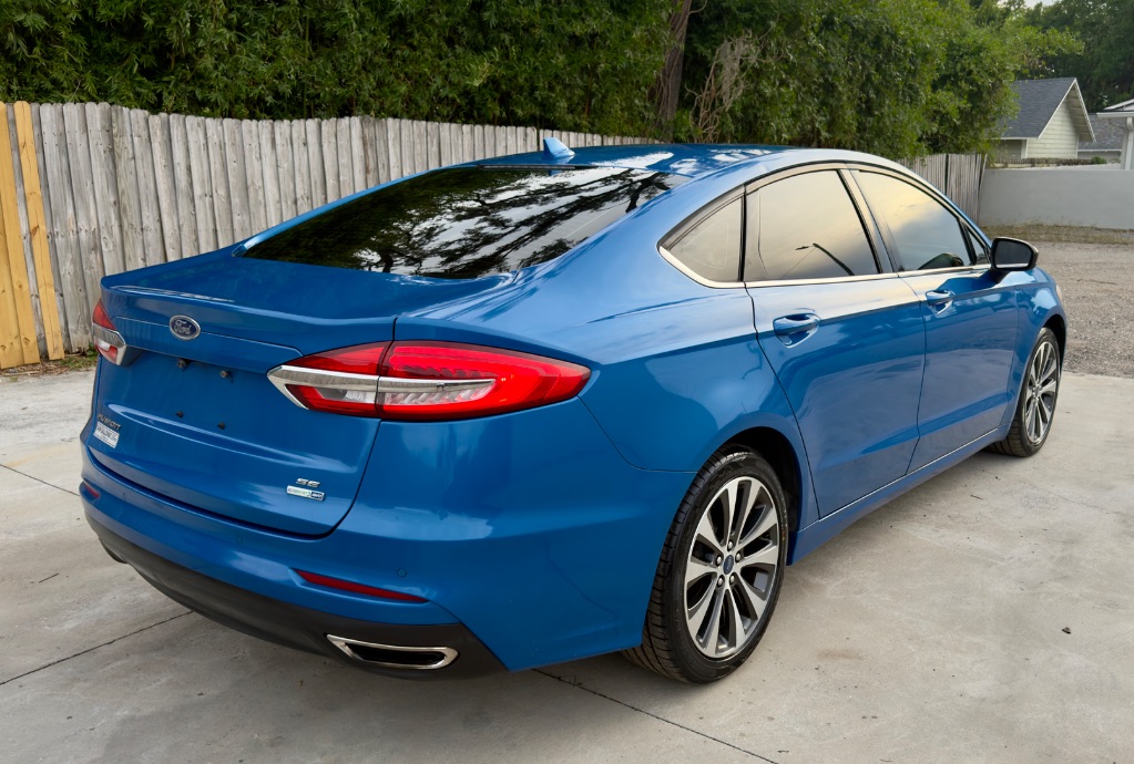 2020 Ford Fusion - $8,900