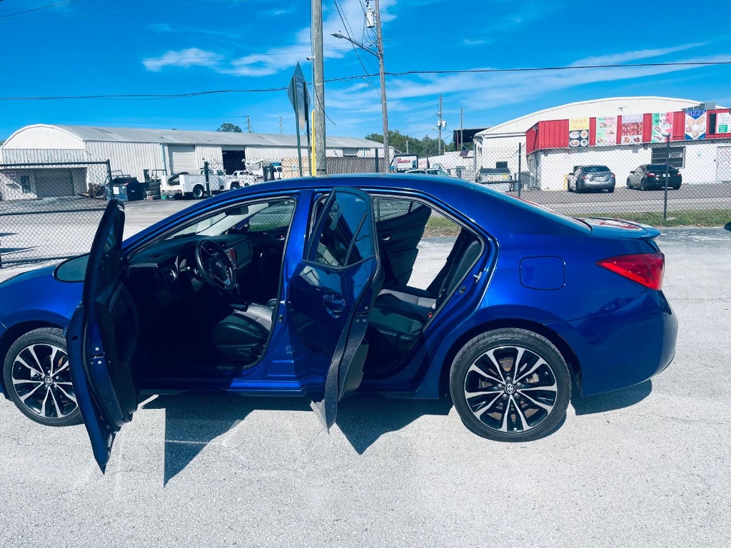 2018 Toyota Corolla - $10,600
