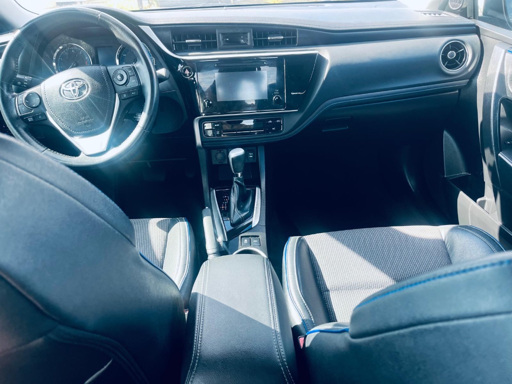 2018 Toyota Corolla - $10,600