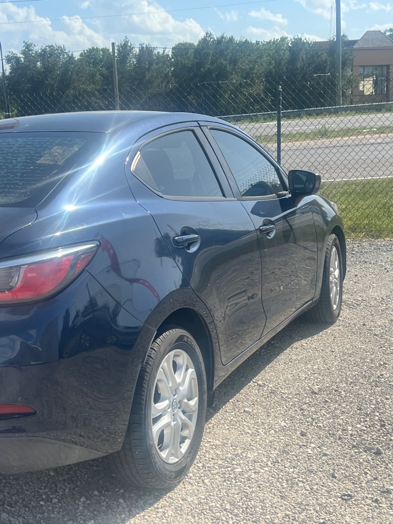 2018 Toyota Yaris - $12,500