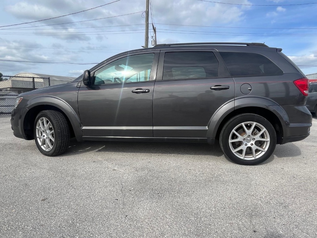 2015 Dodge Journey - $8,500