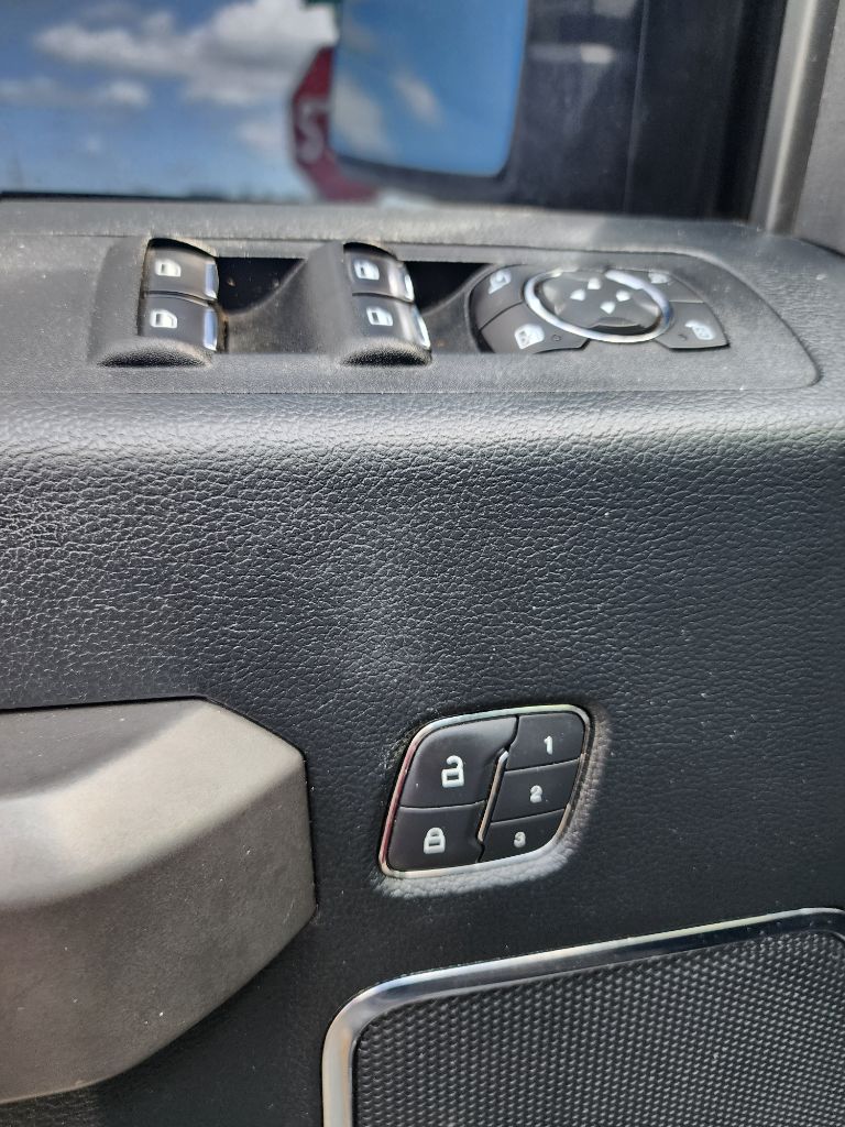 2019 Ford F-150 - $32,999