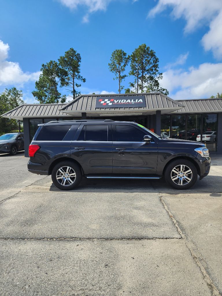 2023 Ford Expedition - $31,999