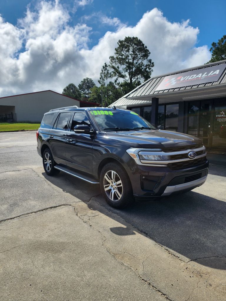 2023 Ford Expedition - $31,999