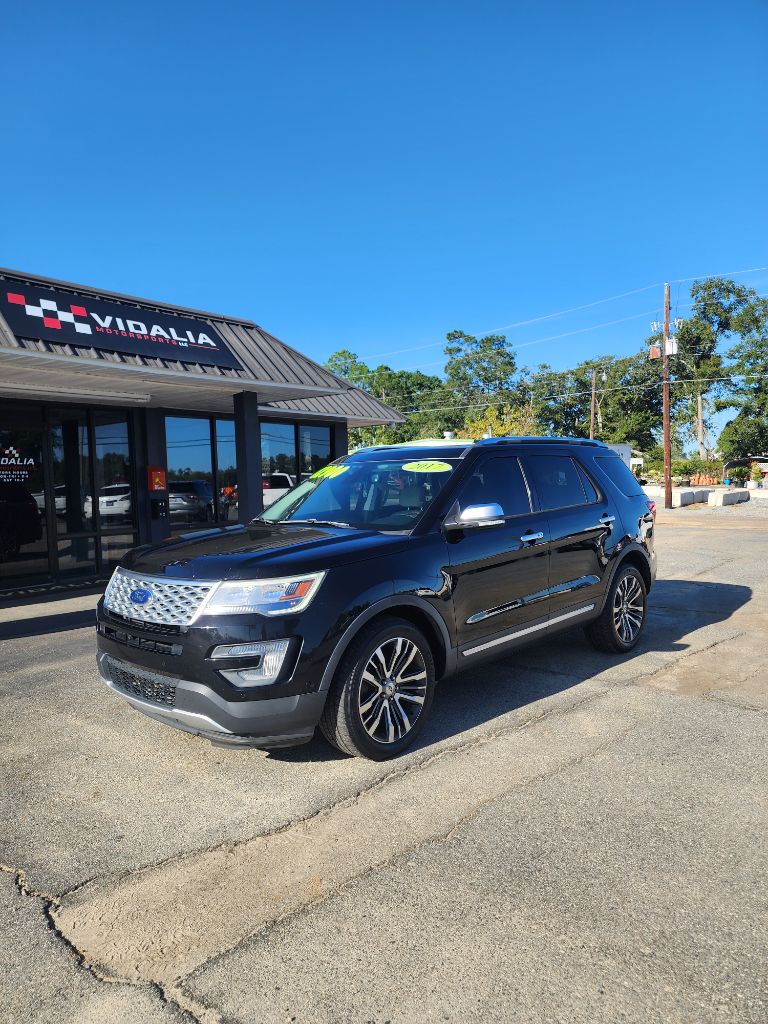 2017 Ford Explorer - $12,900