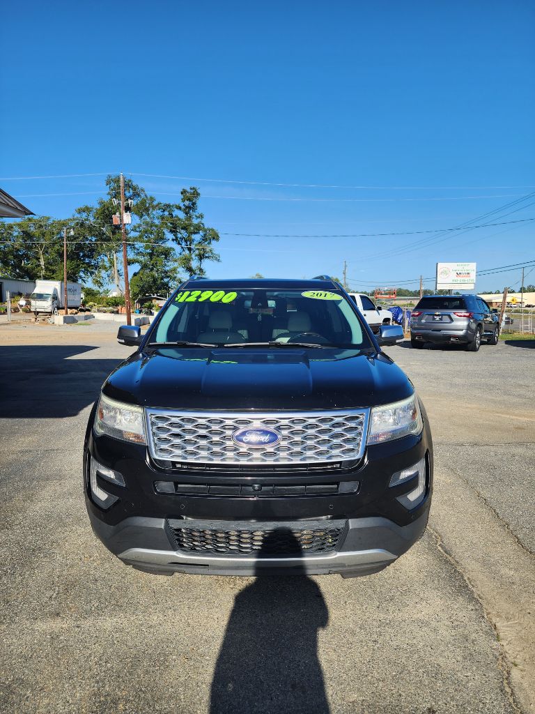 2017 Ford Explorer - $12,900