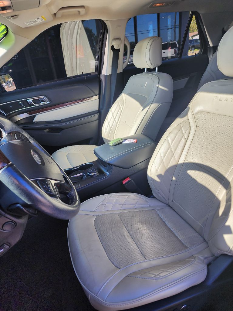 2017 Ford Explorer - $12,900