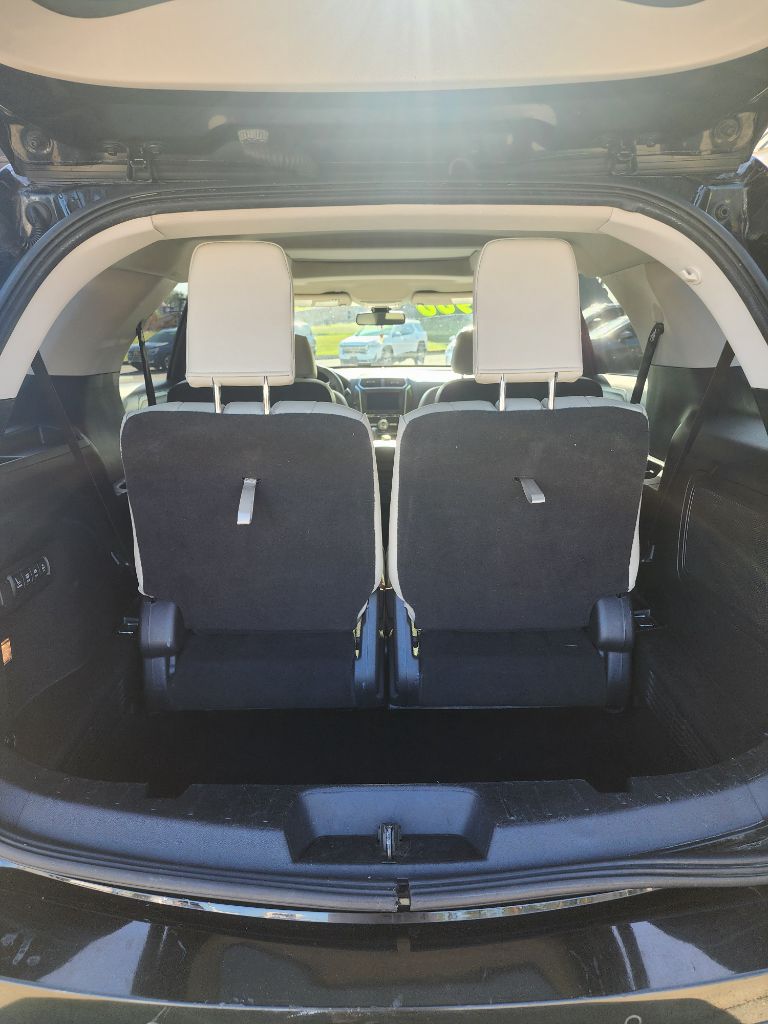 2017 Ford Explorer - $12,900