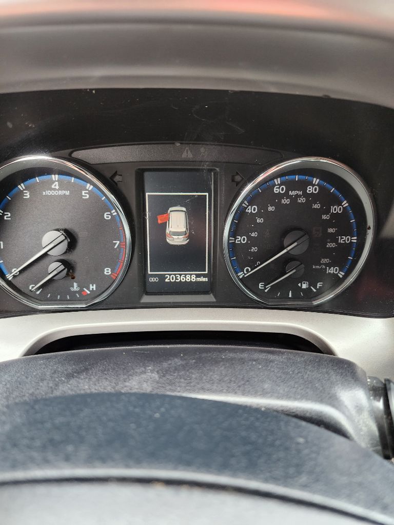 2018 Toyota RAV4 - $14,500