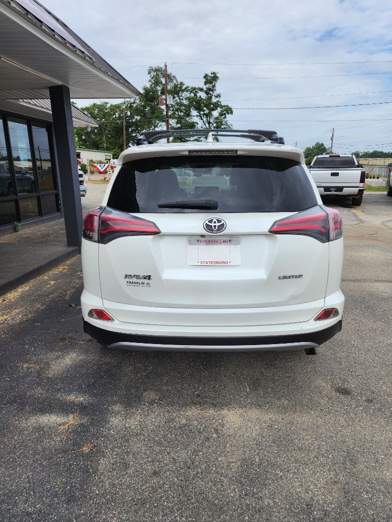 2018 Toyota RAV4 - $14,500