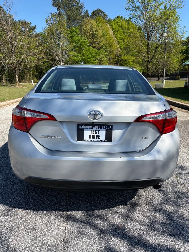 2016 Toyota Corolla - $9,400