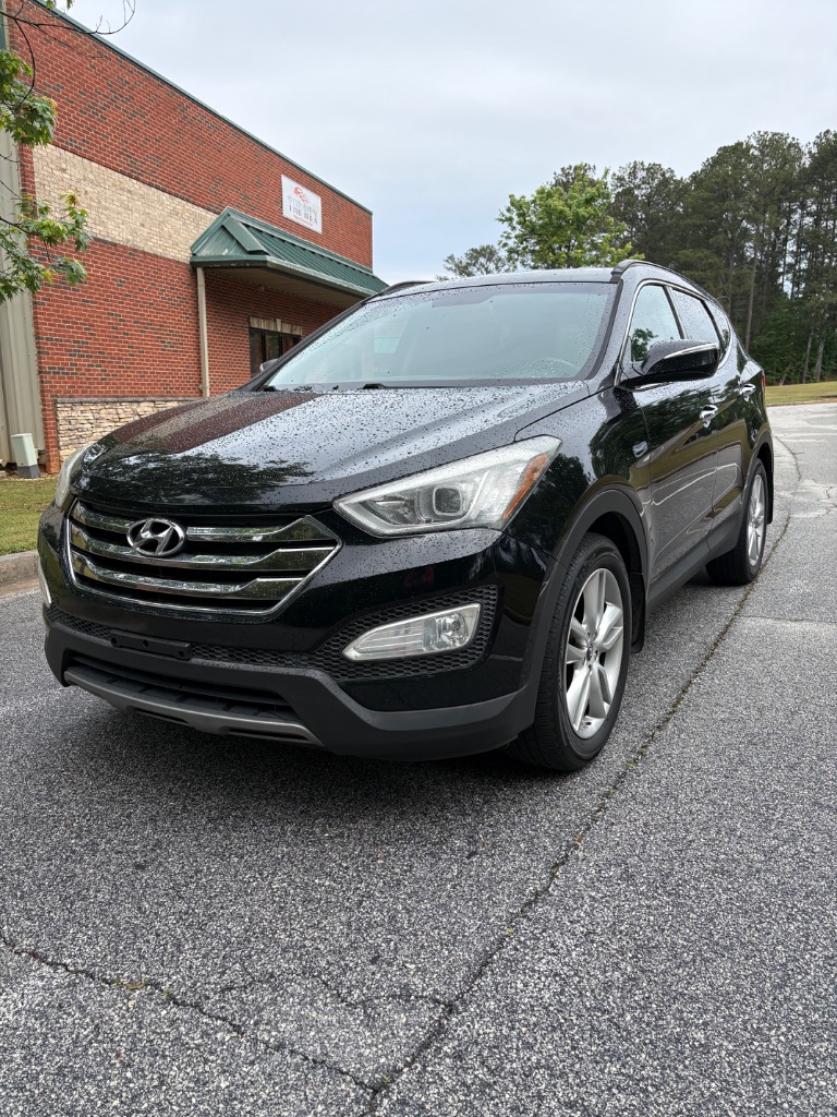 2014 Hyundai Santa Fe Sport - $5,400