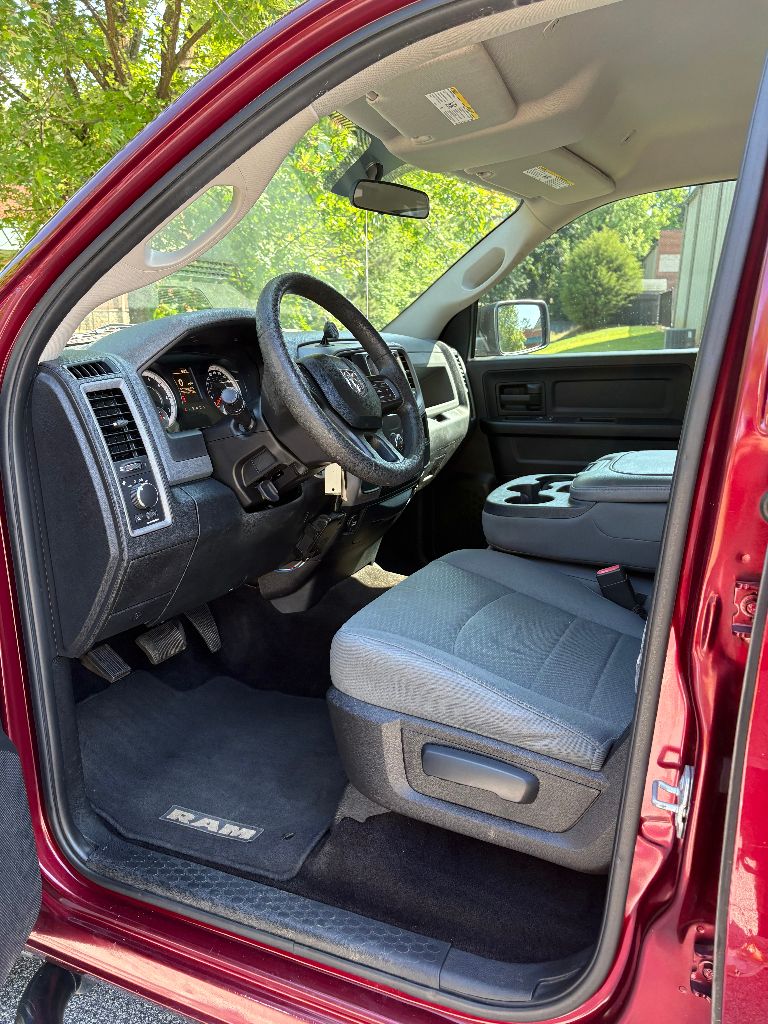 2017 Ram 1500 - $12,500