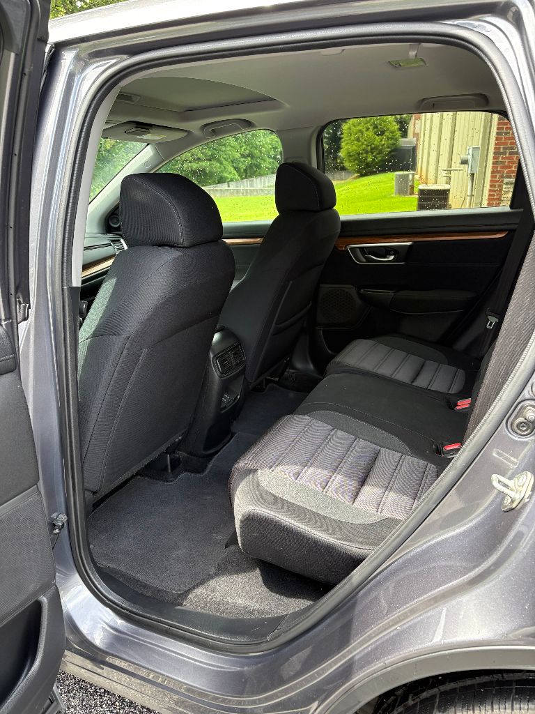 2019 Honda CR-V - $9,400