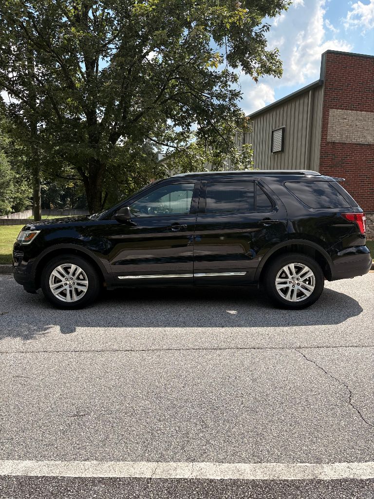 2018 Ford Explorer - $6,500