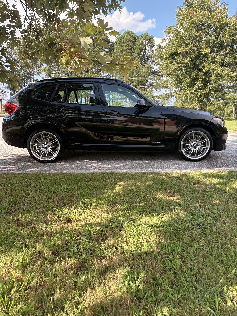 2014 BMW X1 - $7,900