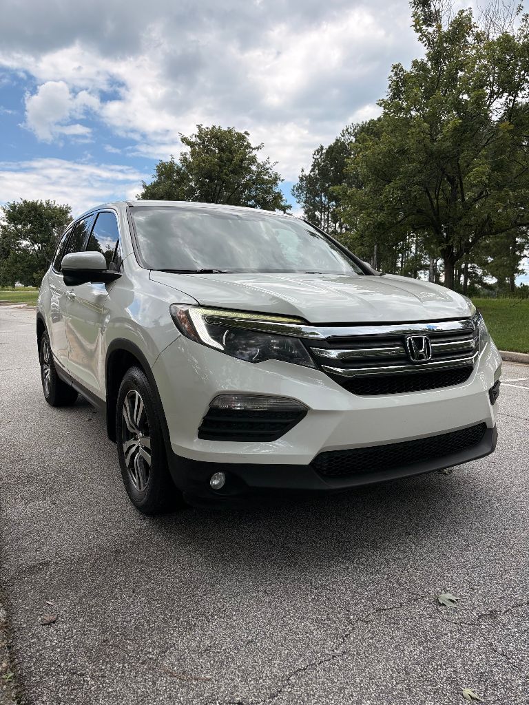 2017 Honda Pilot - $11,900
