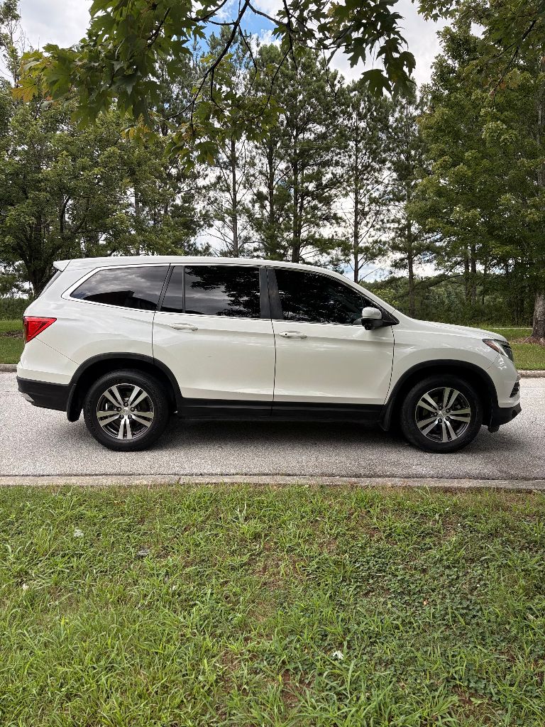 2017 Honda Pilot - $11,900