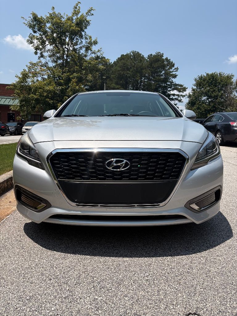 2017 Hyundai Sonata - $8,900