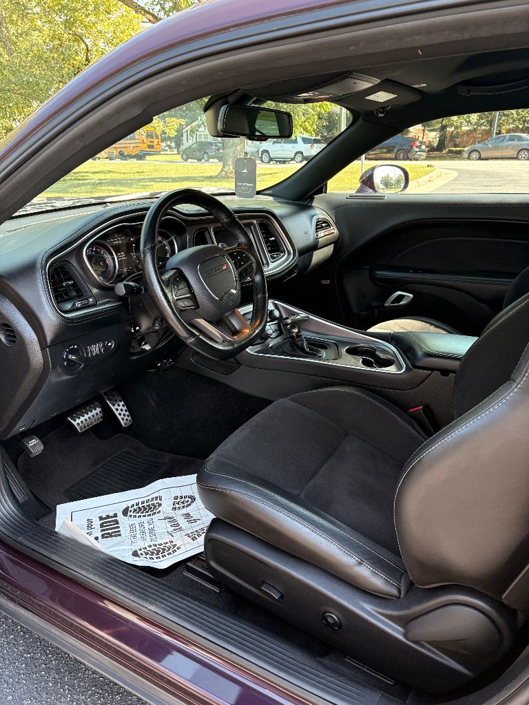 2021 Dodge Challenger - $31,900
