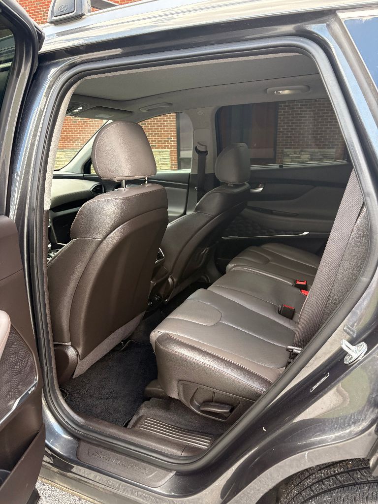 2020 Hyundai Santa Fe - $9,900