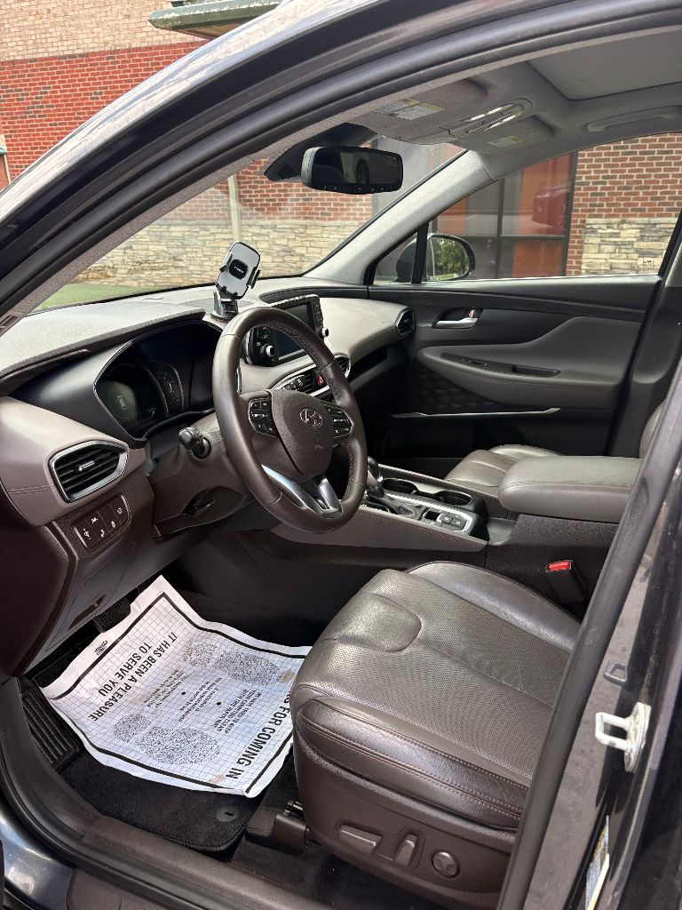 2020 Hyundai Santa Fe - $9,900