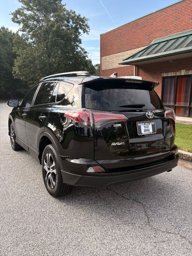 2018 Toyota RAV4 - $10,900