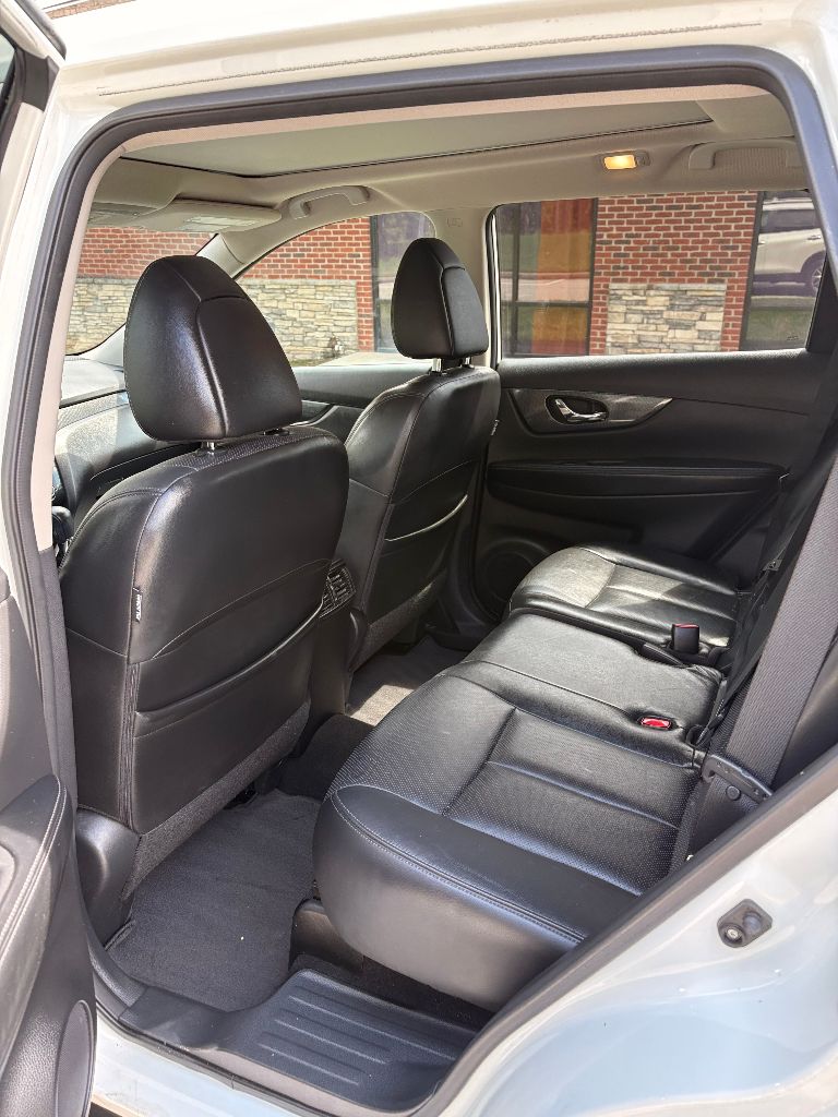 2015 Nissan Rogue - $5,900