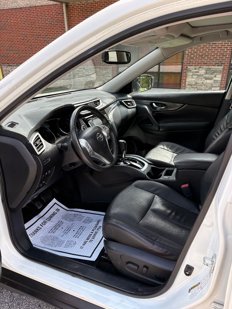2015 Nissan Rogue - $5,900