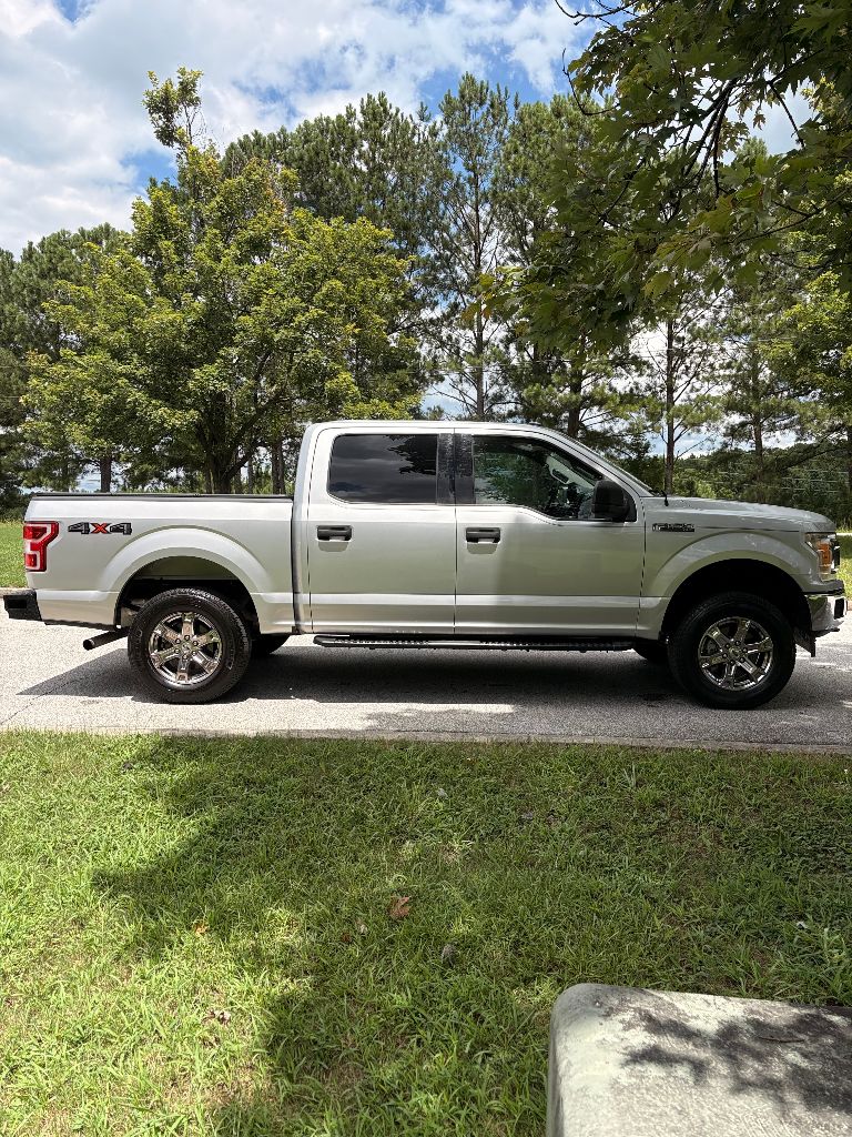2019 Ford F-150 - $18,500