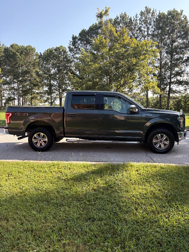 2015 Ford F-150 - $14,900
