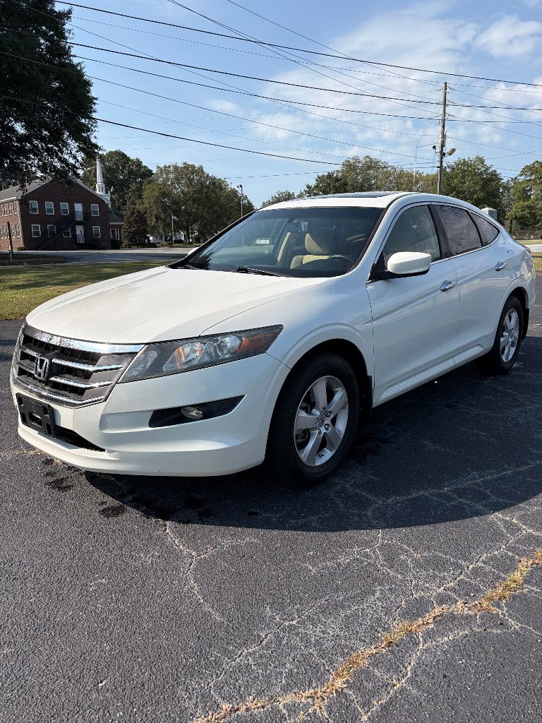 White 2012 Honda Crosstour SUV / Crossover Front-Wheel Drive Automatic