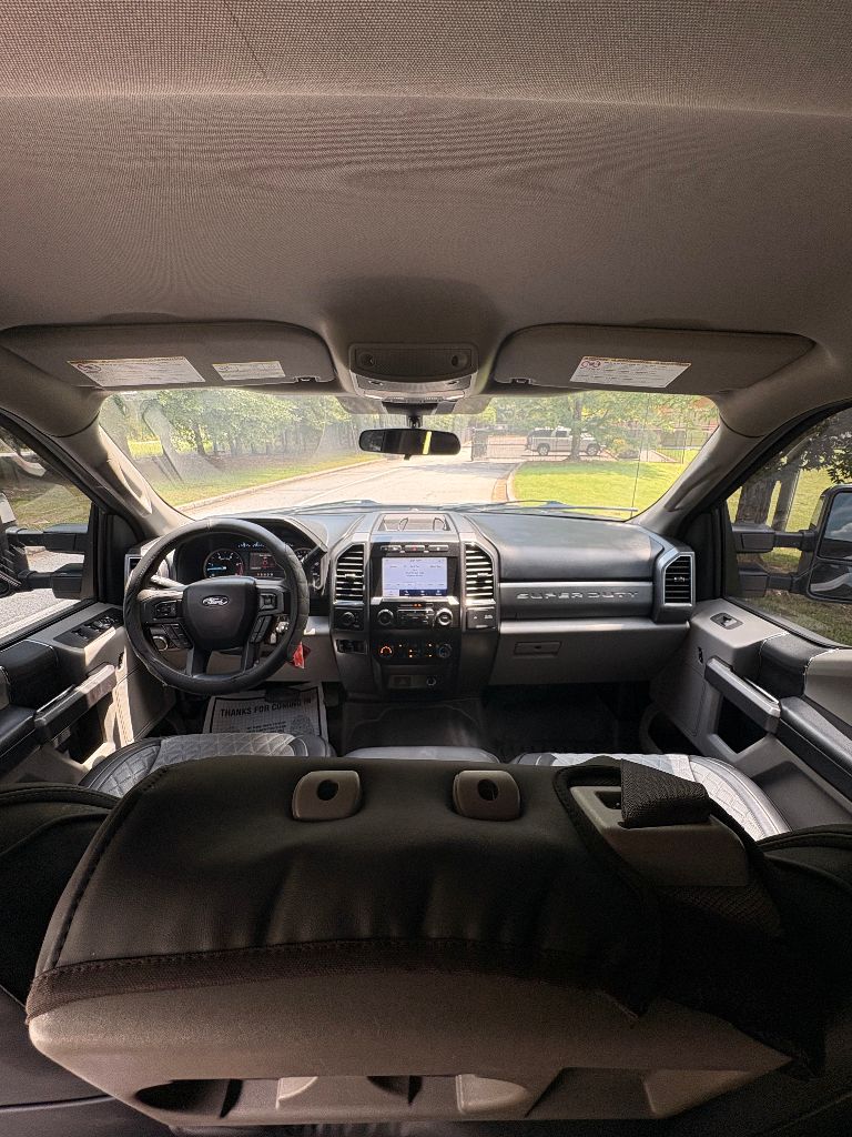 2020 Ford F-350 - $29,900