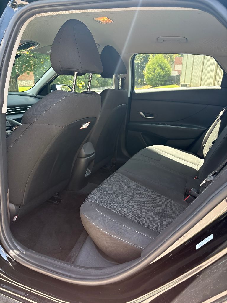 2025 Hyundai Elantra - $16,900