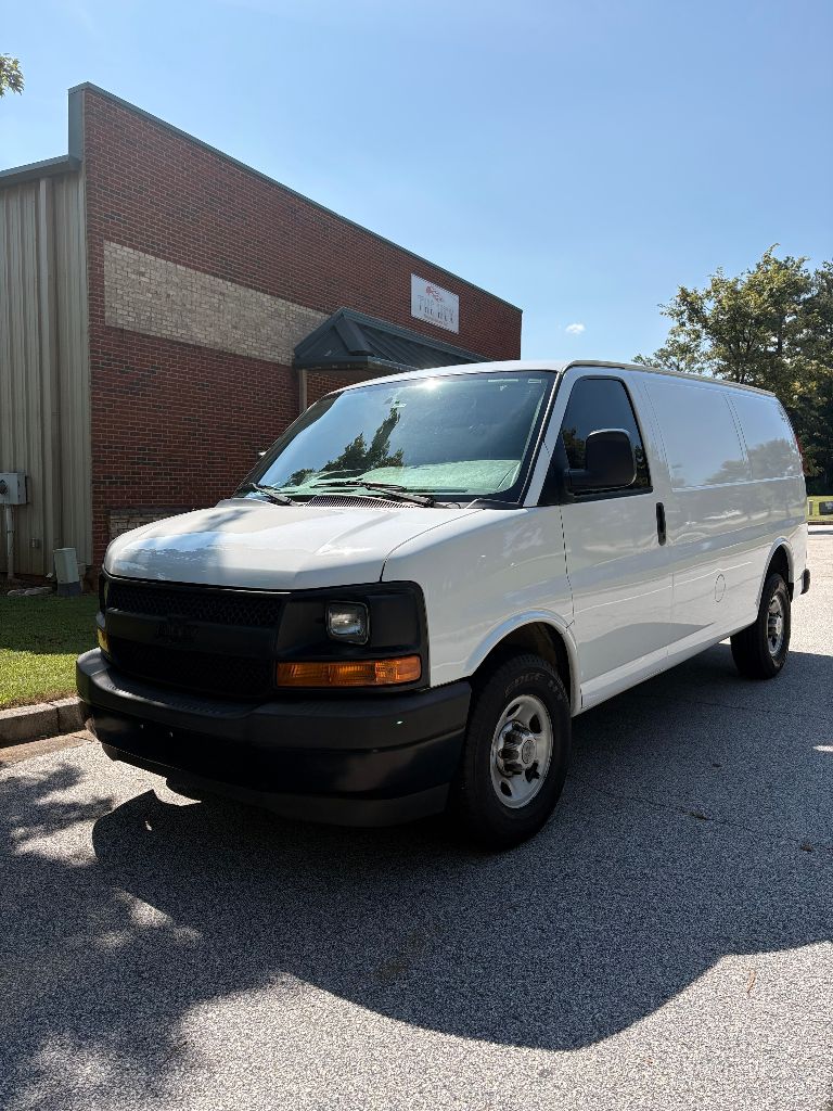 2017 Chevrolet Express - $6,900