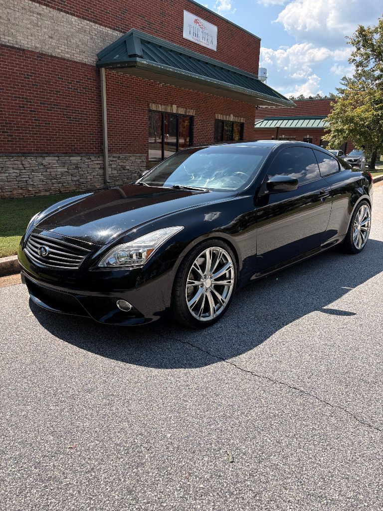 2011 INFINITI G - $8,900