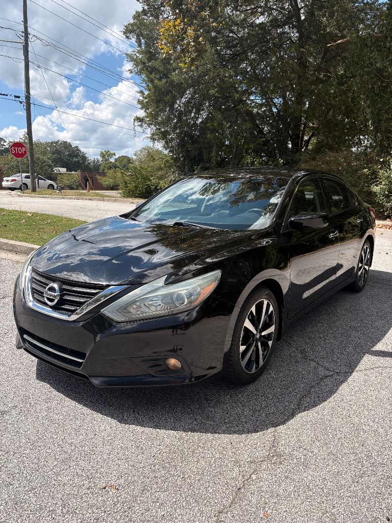 2018 Nissan Altima Sedan Front-Wheel Drive Automatic