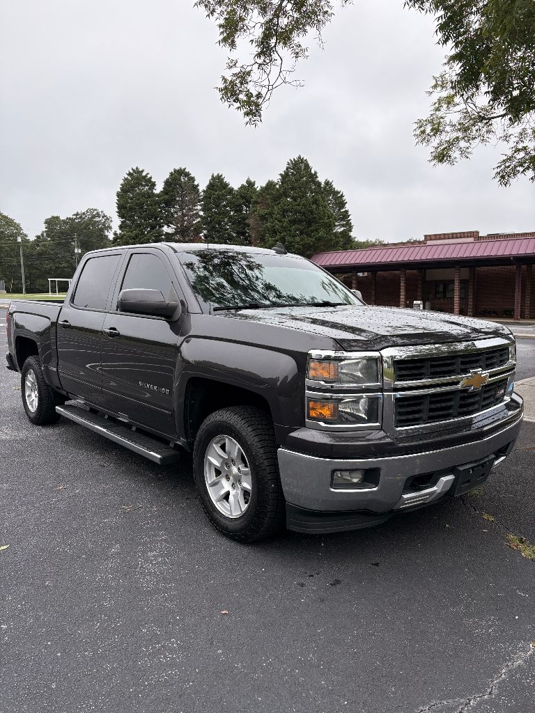 2015 Chevrolet Silverado - $11,900