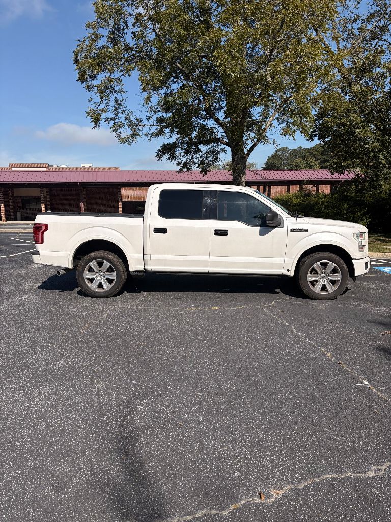 2016 Ford F-150 - $15,900