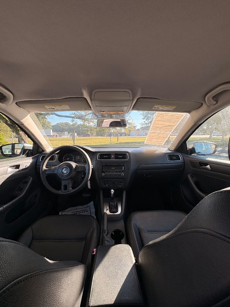 2014 Volkswagen Jetta - $4,500