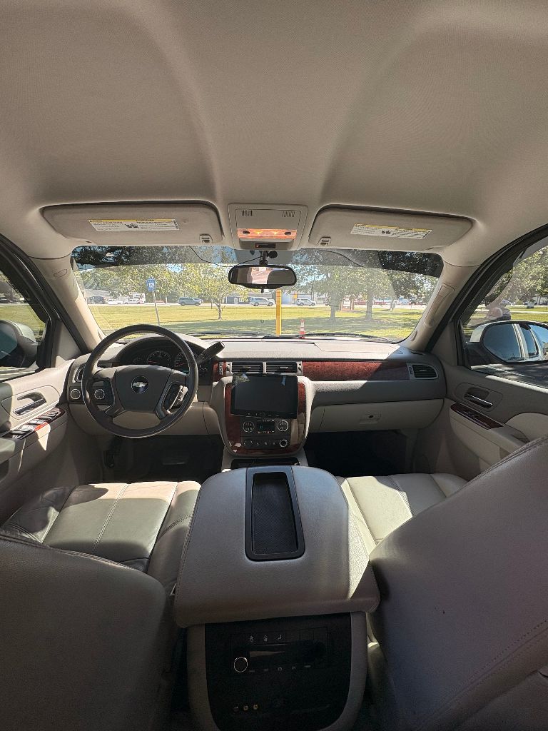 2011 Chevrolet Tahoe - $7,500